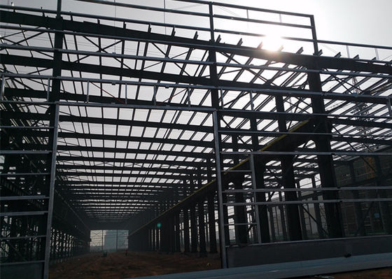 Lokakarya Bangunan Metal Terbesar Pertama dengan Beban Angin 150km / Jam