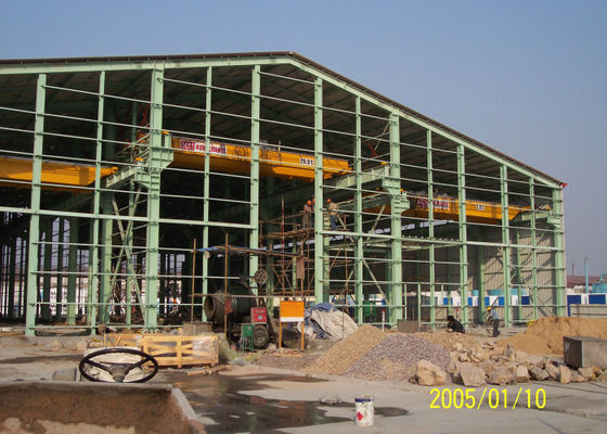 Prefabrikasi portale kerangka baja struktur gudang disesuaikan