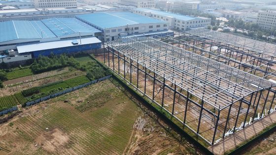 Struktur Baja Prefabrikasi Kekuatan Tinggi Bangunan Stabil Tahan Lama