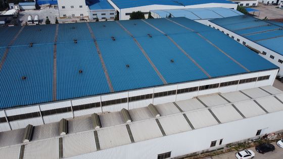 Bangunan Bengkel Struktur Baja Prefabrikasi Cladding Bagus Solusi Pengiriman Satu Pintu
